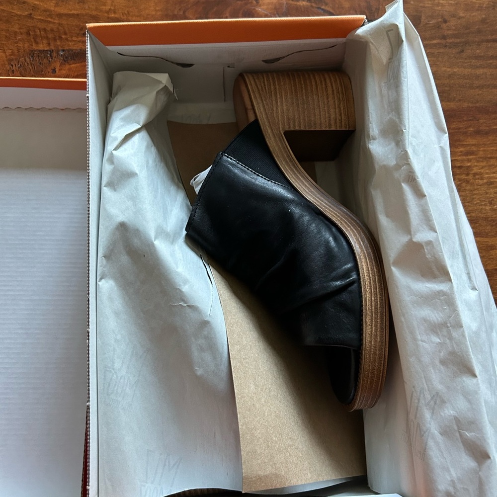 Miz Mooz Maybelle Black Leather Mules with Wooden Heel - Picture 8 of 9